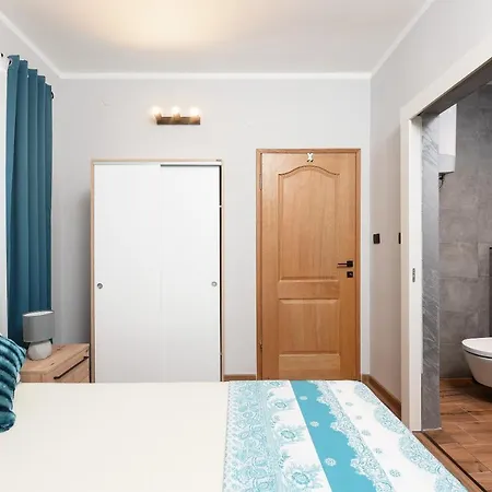 Ascend Apartment *